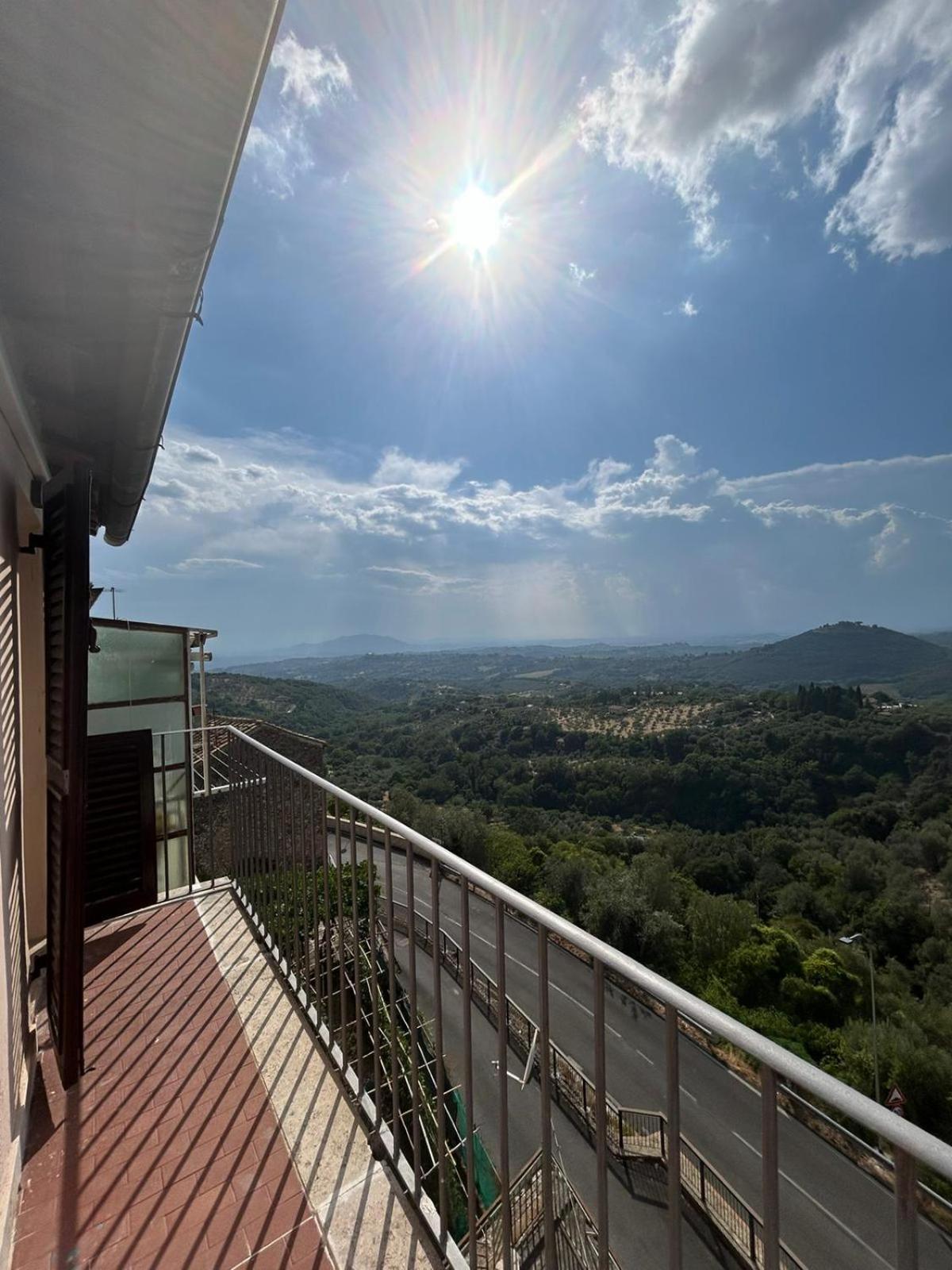 La Casa Della Rocca Apartamento Roccantica Exterior foto